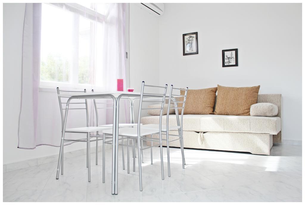 Apartments & Room Dijana Trogir Zewnętrze zdjęcie